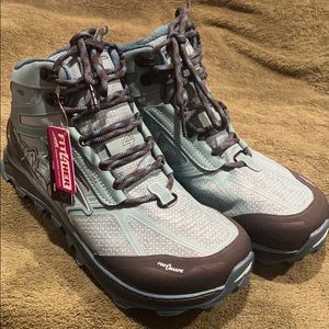 Altras lone peak 4 Mid RSM women’s size 8